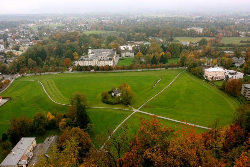 Salzburg in Fall, View, Salzburg,Austria, Foggy day, Foliage