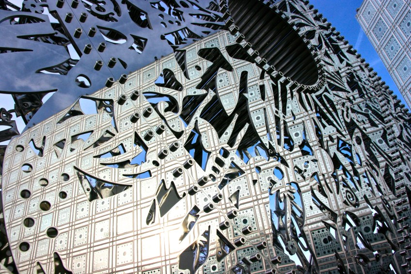 Paris Arabic Museum Art Statue Building